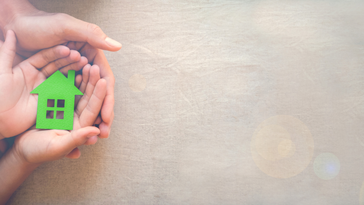 IMAGE OF HOME in hands